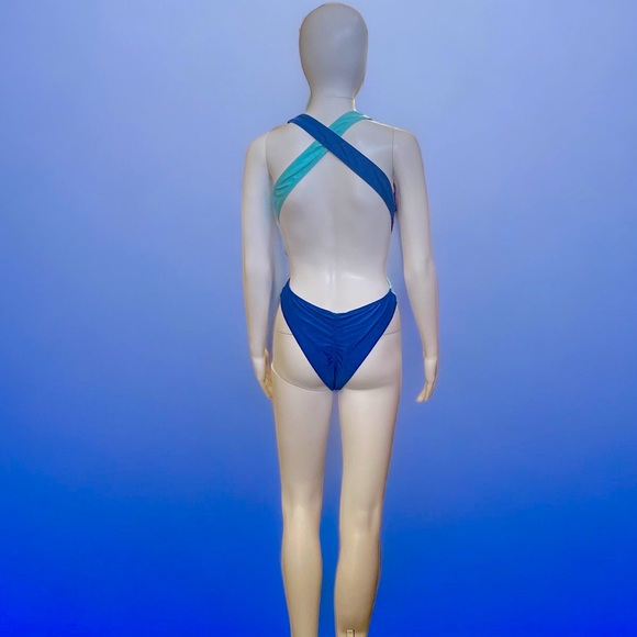 SWIMSUIT ONE PIECE COLOR BLOCK CRISSCROSS BACK RUCHED BOTTOM DEEP V SIZ… - Picture 3 of 4
